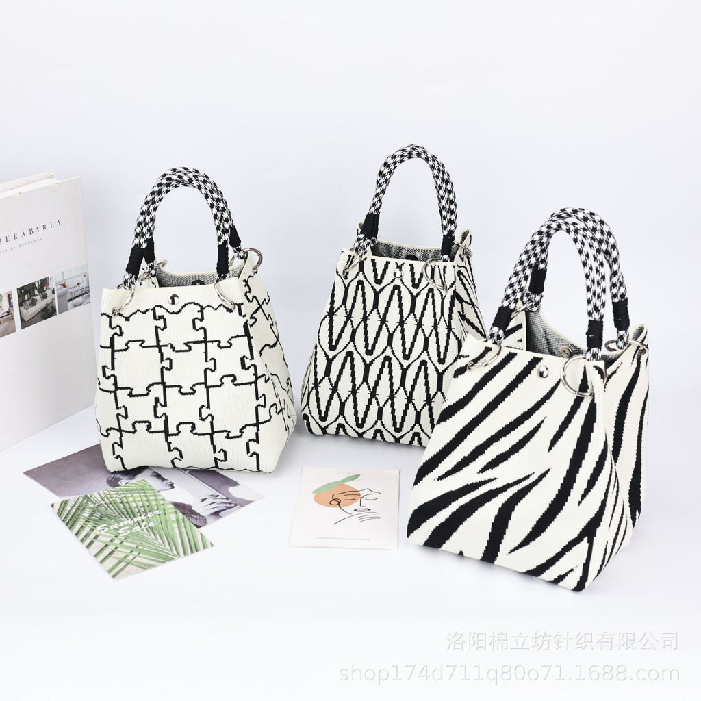 Korean style new Chanel-inspired rope knot handbag, knitted tote bag, casual and versatile small cloth bag, storage bag for women.