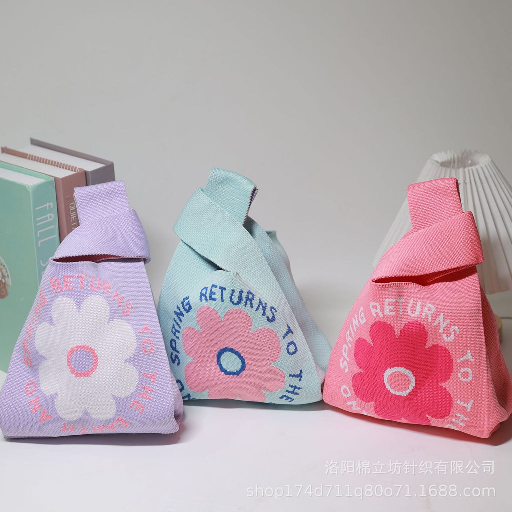 Candy bags, birthday party favor bags, full moon celebration bags, first birthday bags, 100-day baby gift bags, practical knitted bags, tote bags, and gift bags.